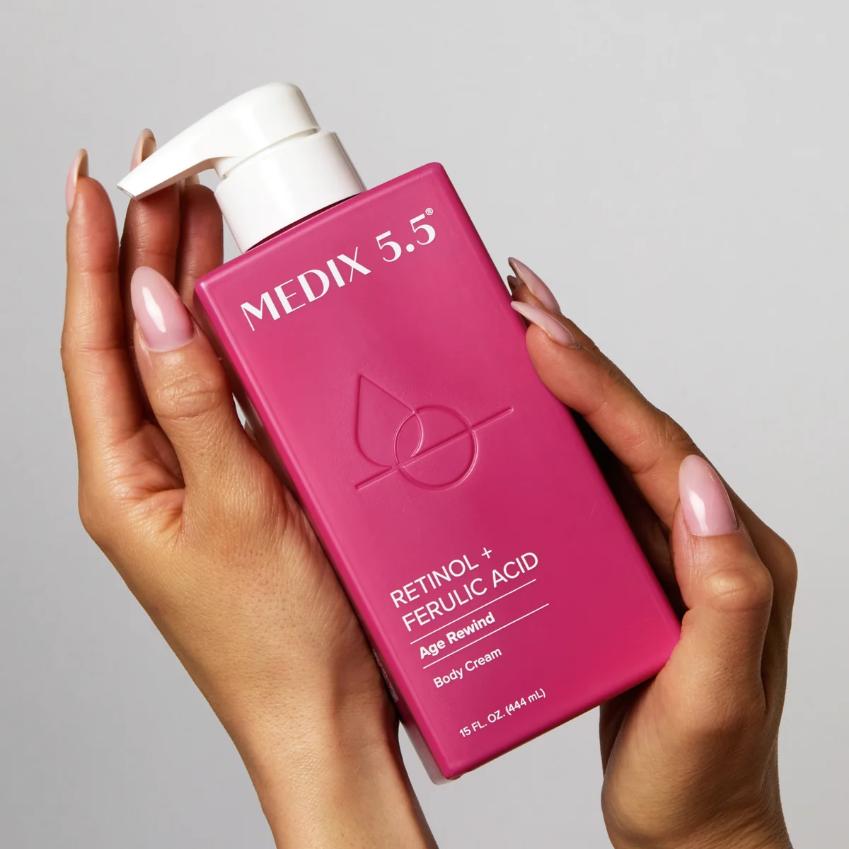 Medix 5.5 Retinol Body Lotion Firming Moisturizer - Image 2
