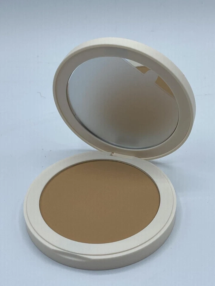 Farmasi BB Powder Warm Medium 04 - Image 3